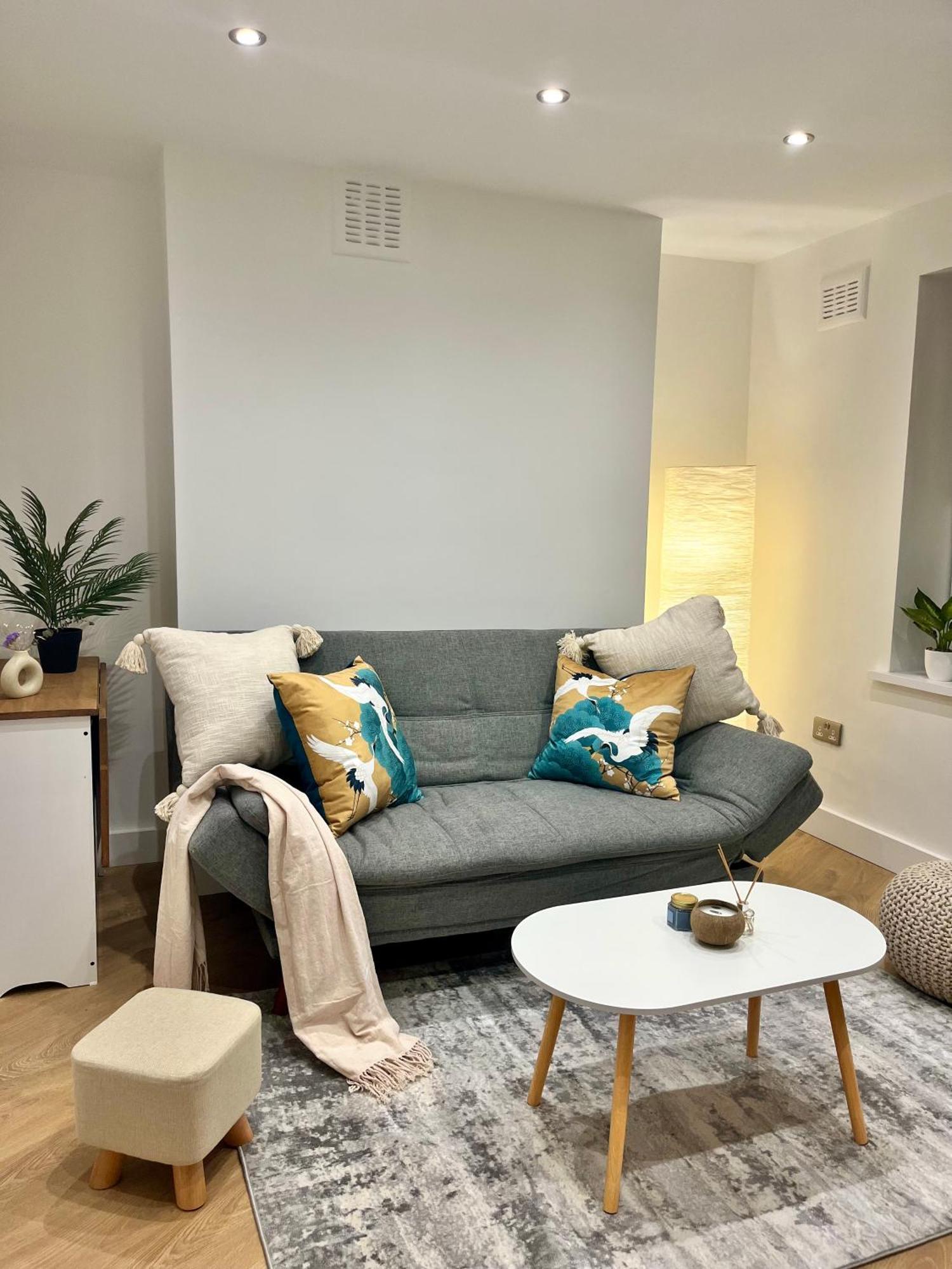 Cozy And Peaceful Apartment With Terrace In Hackney Лондон Экстерьер фото